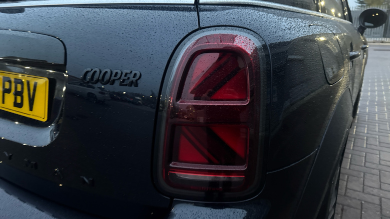 MINI Countryman 1.5 Cooper Exclusive 5dr Auto [Comfort Pack] Petrol Hatchback